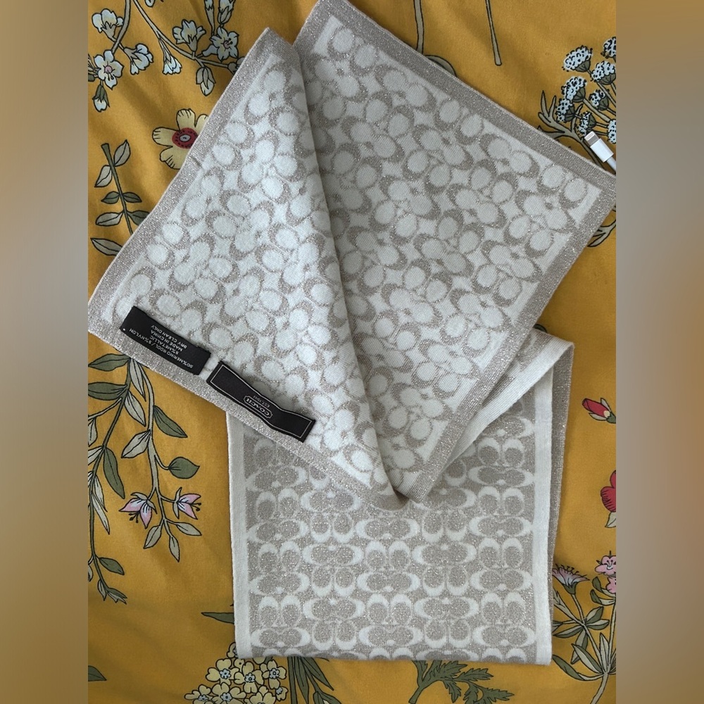 Coach wool metallic branded scarf